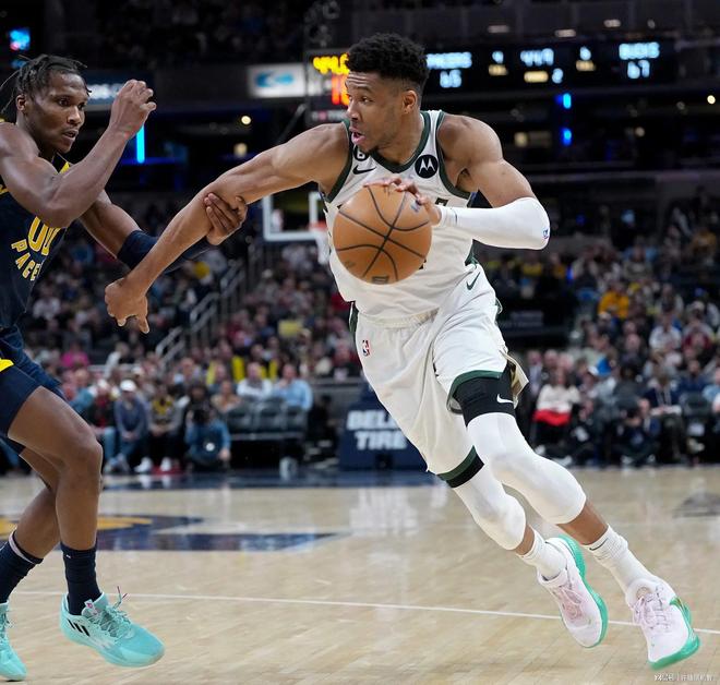 步行者险胜雄鹿B队，字母哥一己之力扛起全队的简单介绍