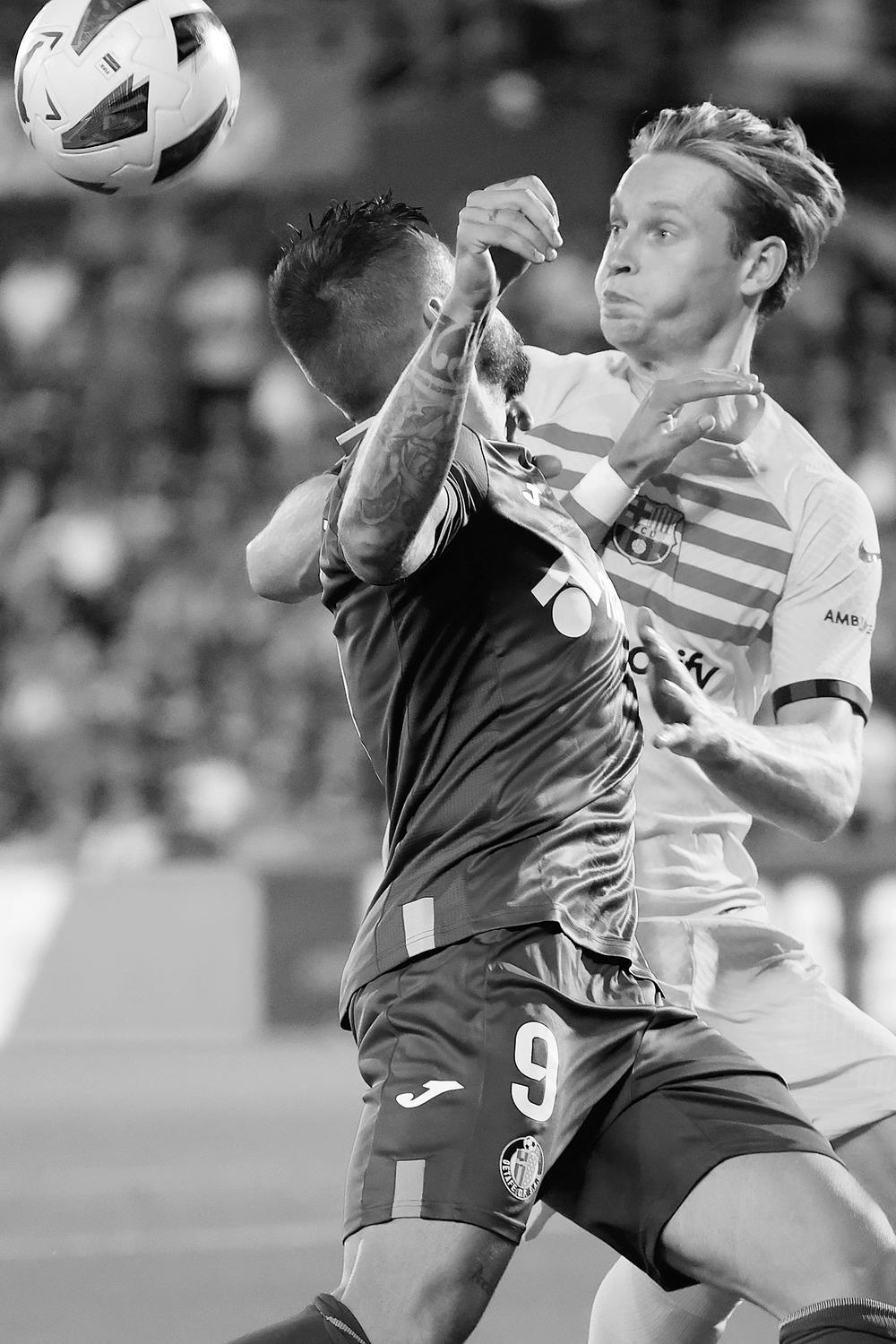 波尔图战平普瓦申，难分高下