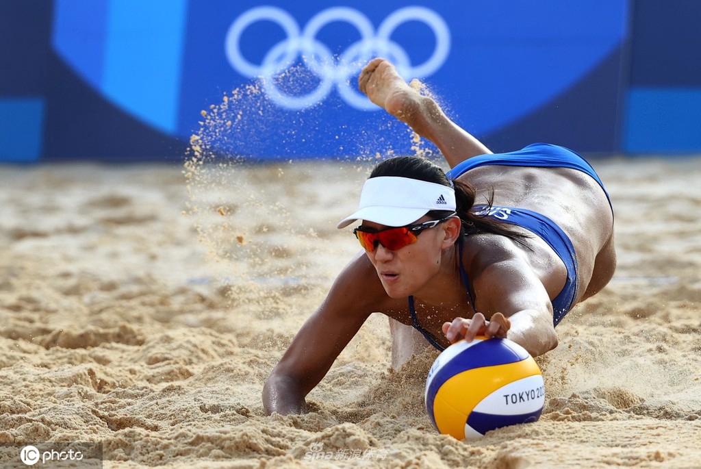 关于格林伍德公园全队团结一致，客场惊险逆转获胜的信息