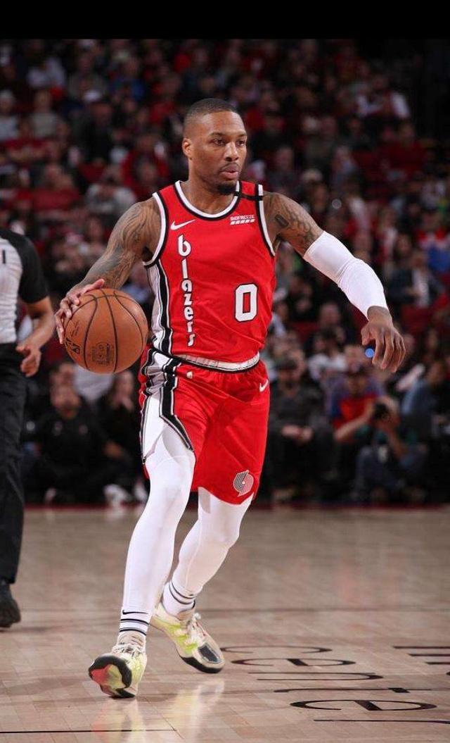 关于史图加特出现伤病潮，球队防线岌岌可危的信息