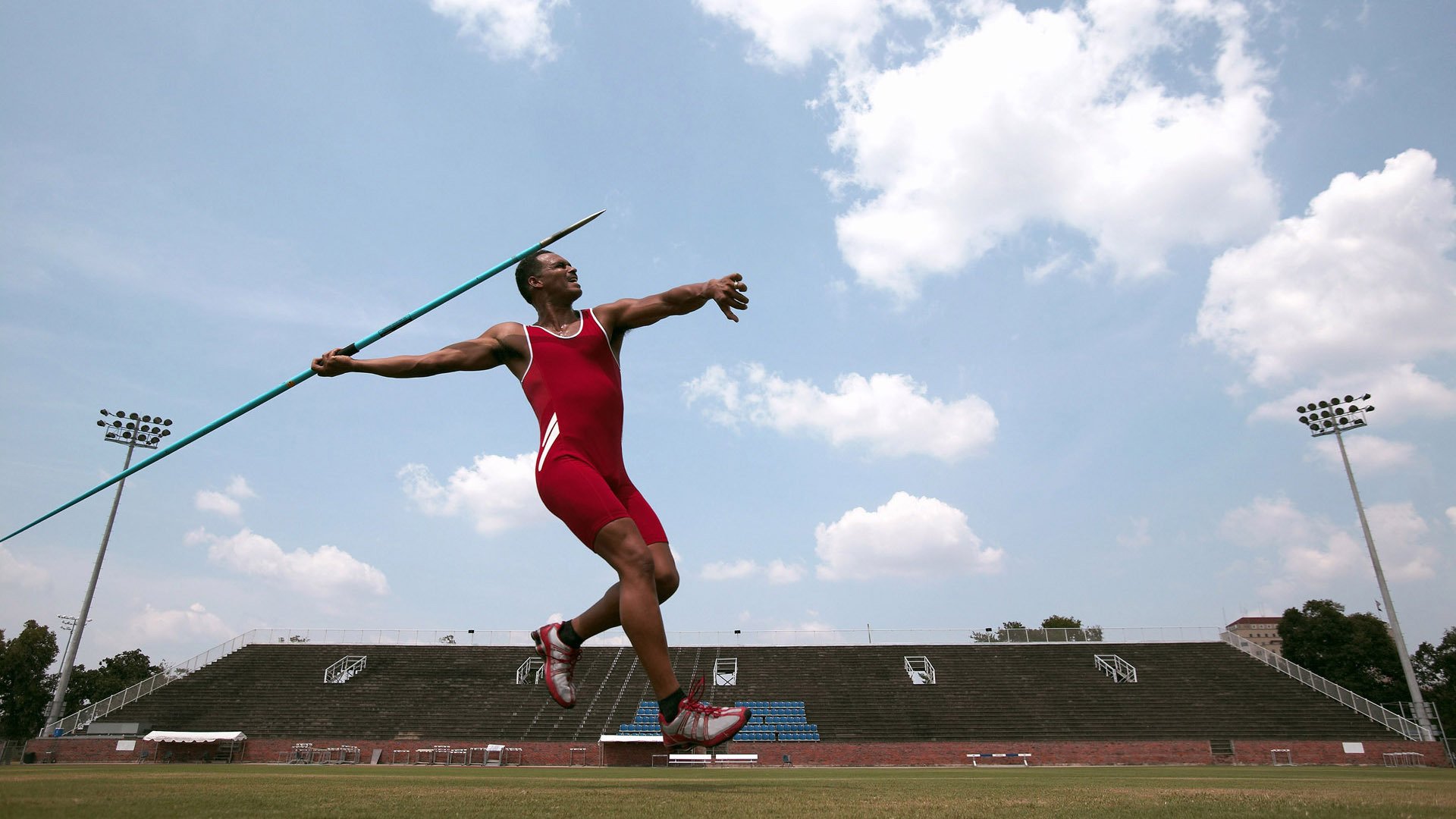 LOL英雄联盟投注平台-永不熄灭的火焰，从波兰翻盘瑞典到马龙点燃赛场